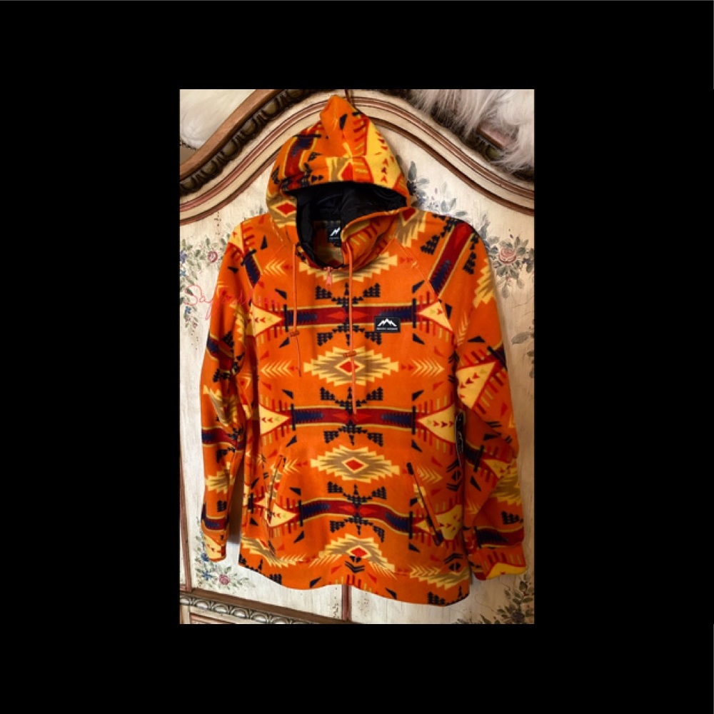 NWT MASSIVE OUTDOOR Fleece Jacket L Aztec Hoodie